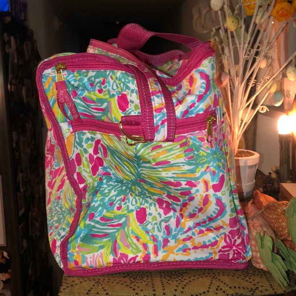 Lilly Pulitzer Large Beach Cooler Featured in Spot Ya - Picture 4 of 13